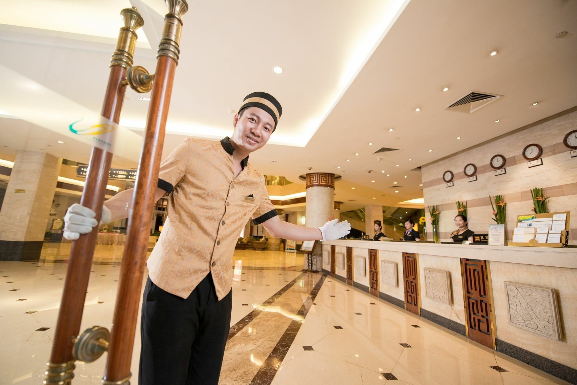 Heshan Phoenix Hotel Jiangmen Exterior photo